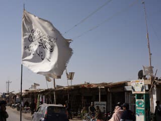 Taliban zakázal takmer 700