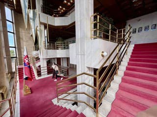 Poslanci ukončili piatkové rokovanie