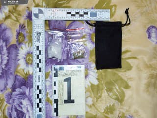 Novozámockí kriminalisti zadržali muža,