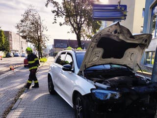 Opitý vodič vrazil do