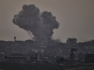 Izraelské sily zhodili granáty