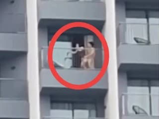 Turisti si to rozdávali