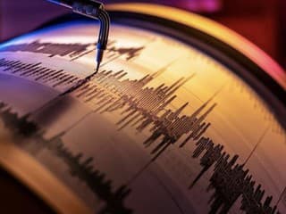 Indonéziu zasiahlo zemetrasenie s