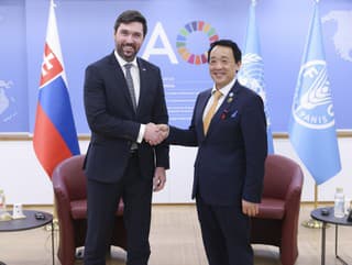 Šéf rezortu Takáč odovzdal