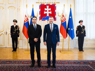 Štyria noví veľvyslanci odovzdali