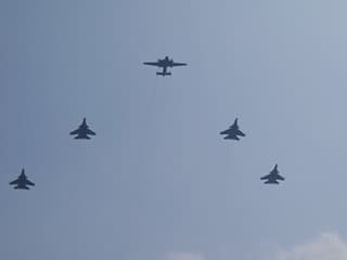 Čínske bojové lietadlá počas