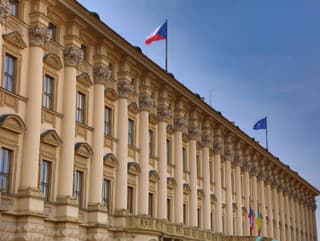 Fiala upokojuje: Česku nehrozia