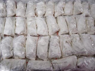 Biele cunami! Francúzske námorníctvo