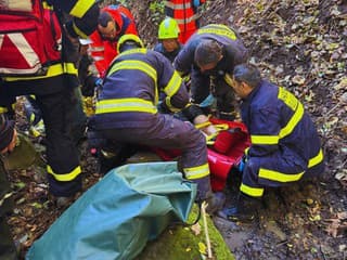 Podchladená a zranená: Žena