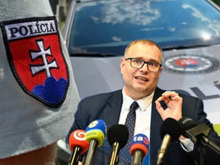 Policajt si počas zásahu