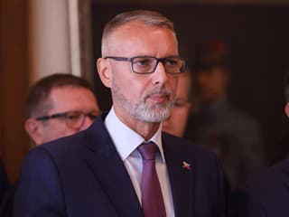 Vyňatie samospráv z dlhovej