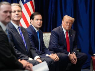 Donald Trump začal ázijské