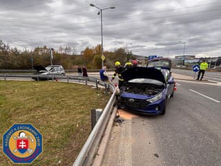 Dopravná nehoda v Lamači.
