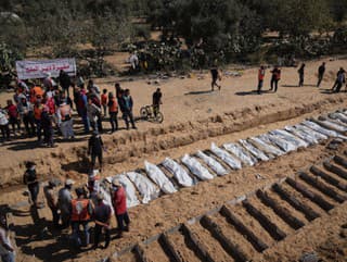 Telá neidentifikovaných Palestínčanov po