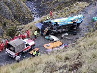 po zrútení autobusu z