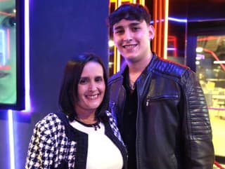 Natasha Nepela so synom