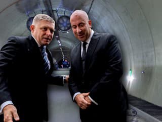 Koniec nekonečného príbehu, motoristi