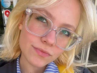 Ruská pouličná speváčka Diana