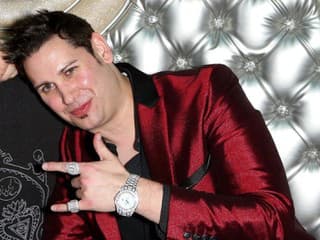 David Brian Pearce (vpravo)