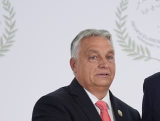 Orbán zverejnil spoločnú foto