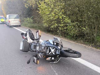 Polícia zasahuje pri dopravnej