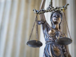 Šiestich obvinených v akcii