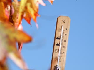 Čaká nás mimoriadne teplý