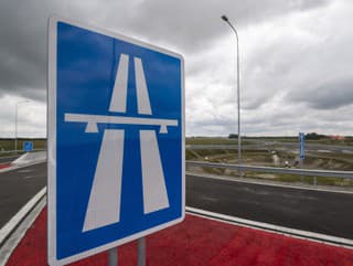 PRÁVE TERAZ Diaľničné známky