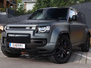 Land Rover Defender 110