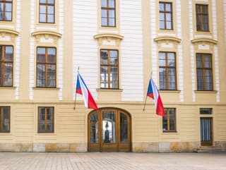 Fialova vláda podáva demisiu: