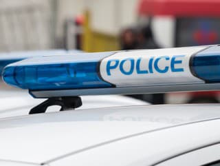 Vozidlo spadlo do jazera!