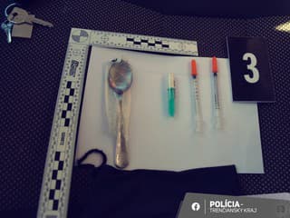 Bánovskí policajti odhalili trojicu