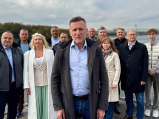 Bratislava v červených číslach: