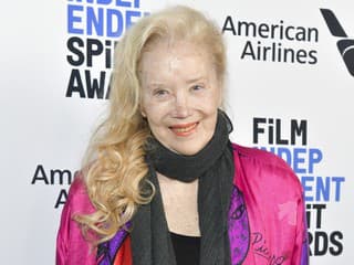 Sally Kirkland