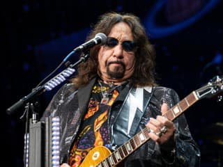 Príčina smrti hviezdy (†74)