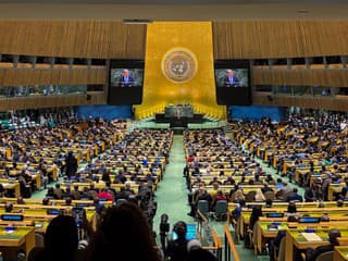 Atmosféra počas otvorenia všeobecnej