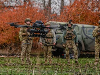 MIMORIADNY ONLINE Ukrajina pozastavila