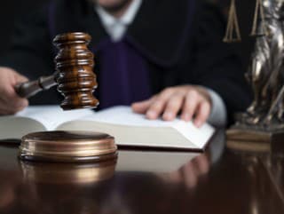 Pokračuje proces s Holanďanom