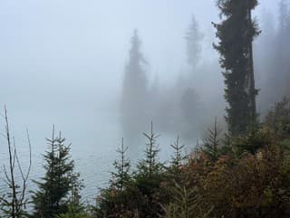 Slovensko čaká hustá hmla: