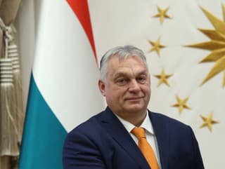 Vojna brzdí podľa Orbána