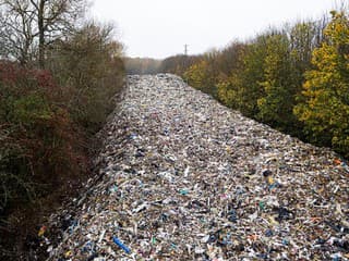 Obrovská nelegálna skládka môže