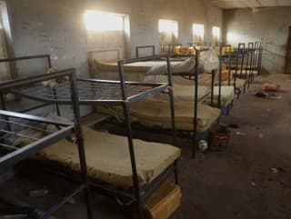 Dievčenský internát, z ktorého