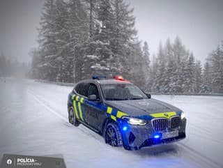 Sneh komplikuje dopravu v