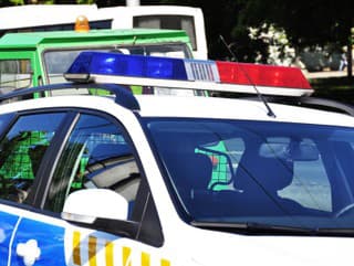 Hrôzostrašná nehoda: Policajné auto