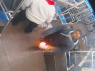 Útočník Lawrence Reed si