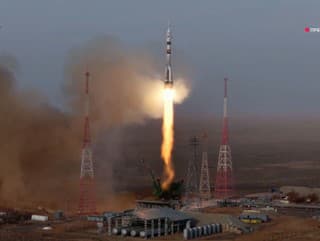 Na videosnímke kozmická loď