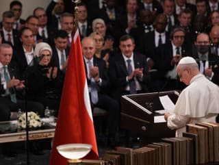 Pápež Lev XIV. pricestoval