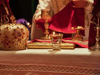 Vyobcované mníšky skončili v