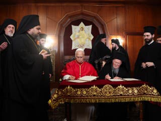 Na snímke Pápež Lev