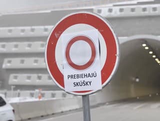 Simulovaná nehoda v tuneli